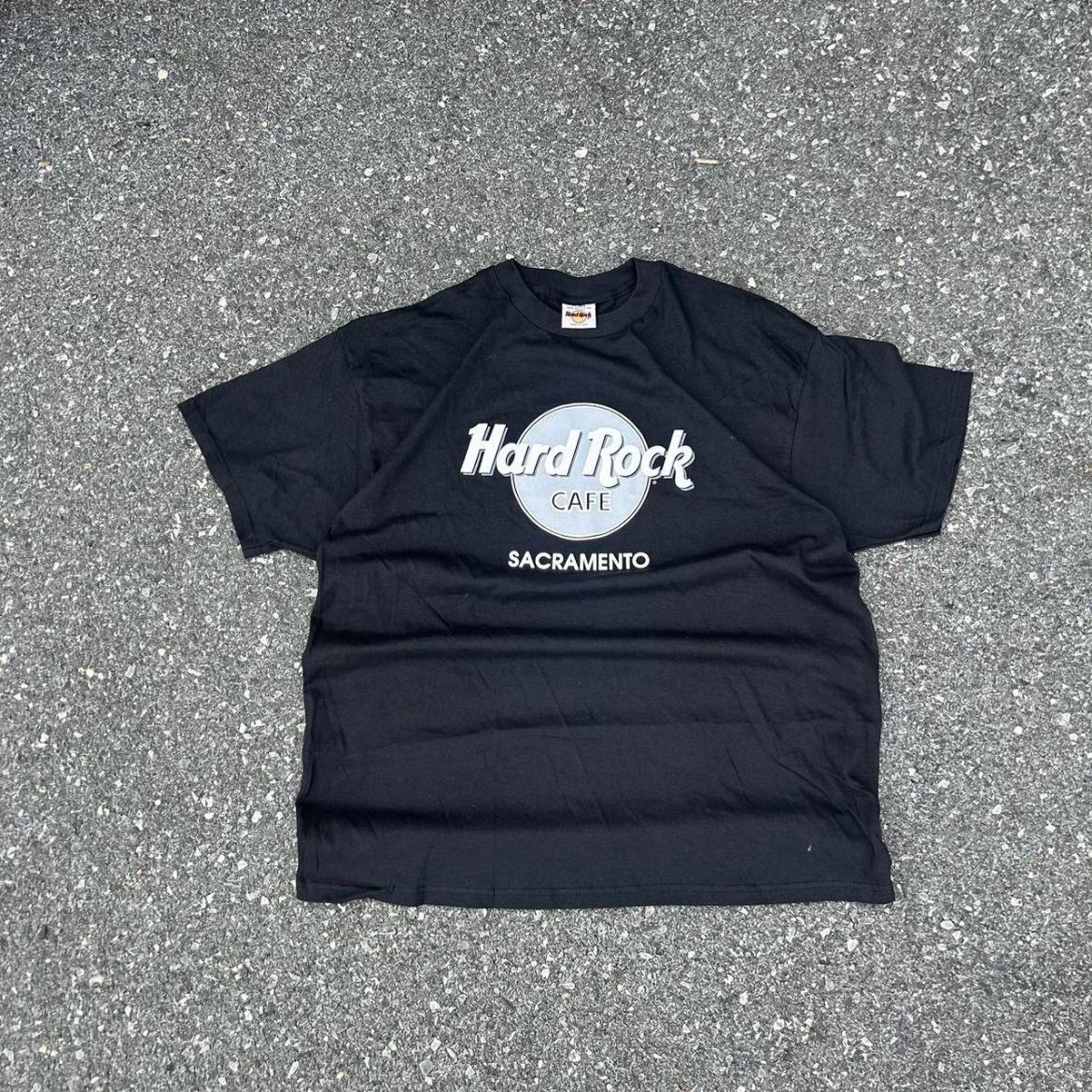 Vintage Black Hard Rock Cafe Graphic Tee - XL