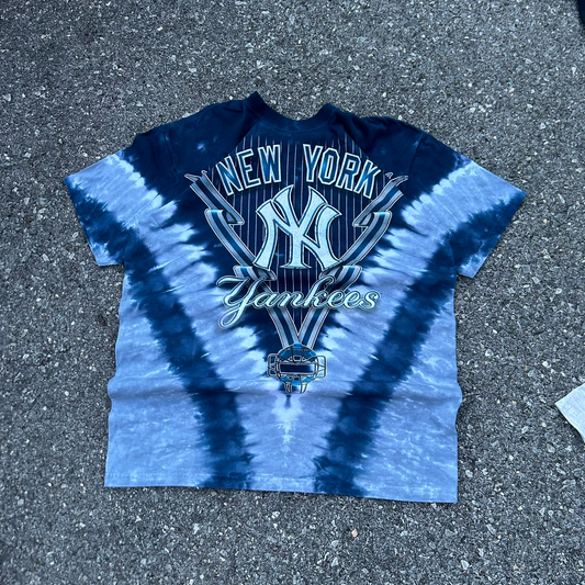 Vintage NY Yankees Blue Tie-Dye Graphic Shirt - M