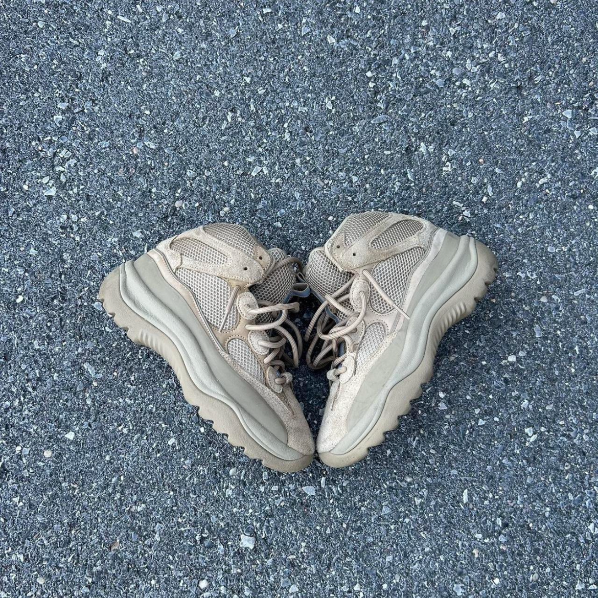 Adidas Yeezy Boot Desert Rock - Size 8